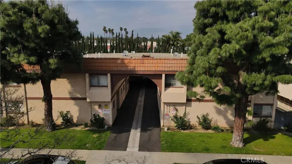 1517 Acacia Street, Alhambra