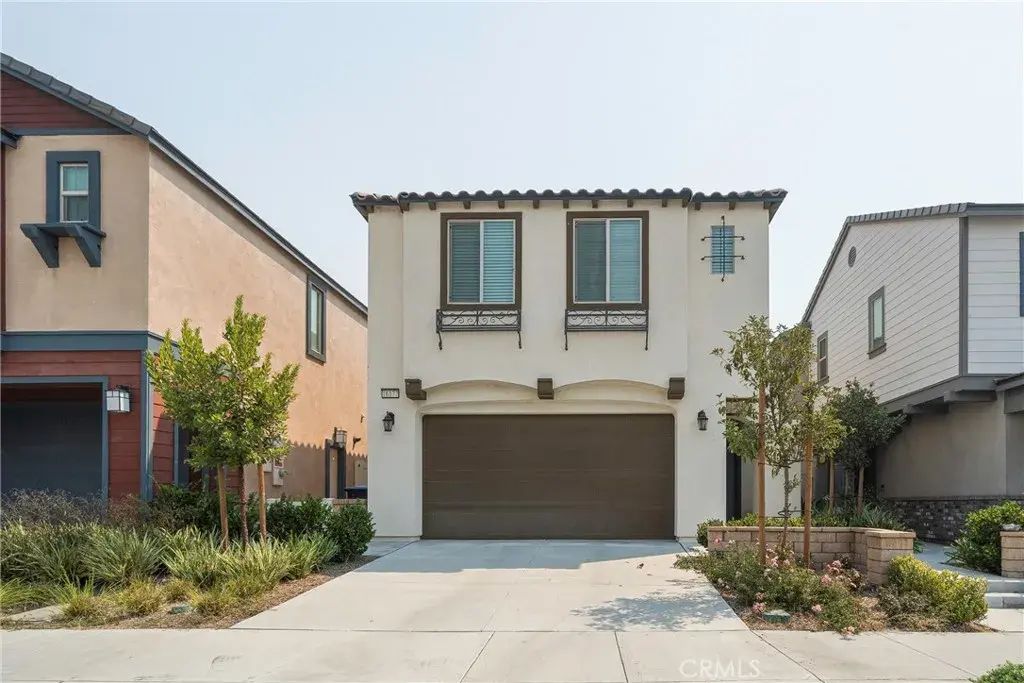16177 Pasture, Chino