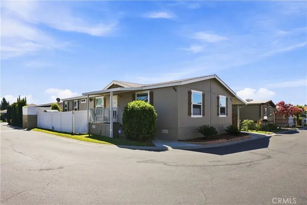 2151 W Rialto 85, San Bernardino