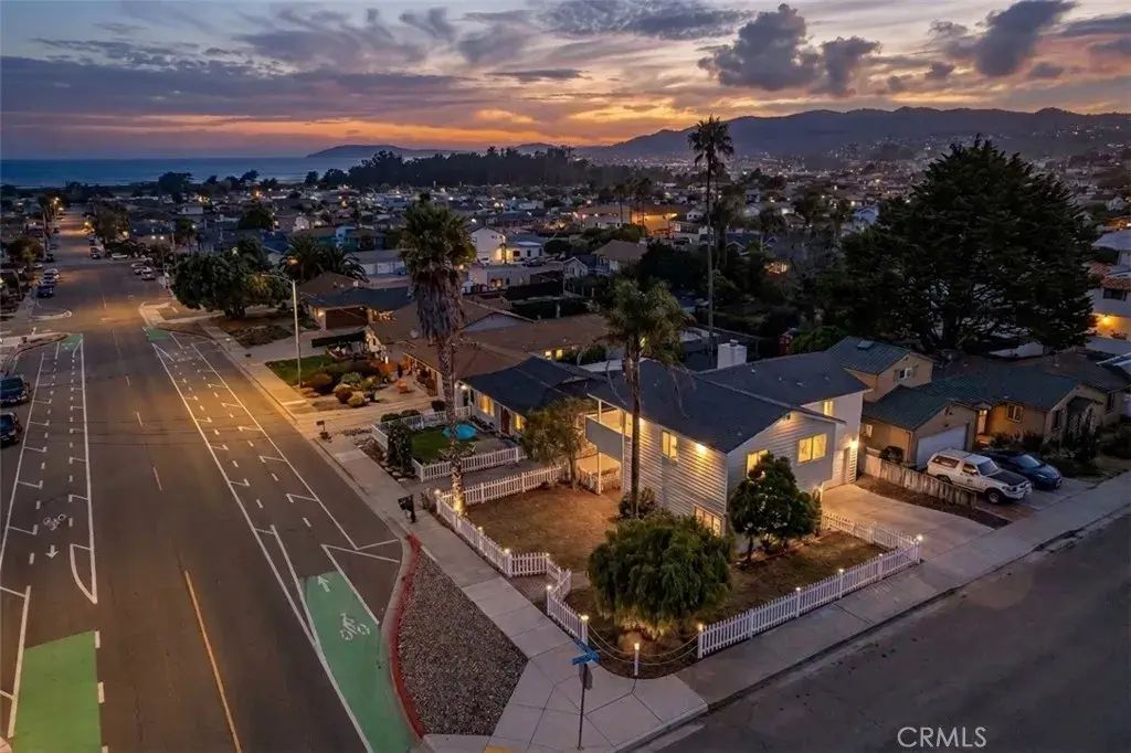 581 Newport, Grover Beach