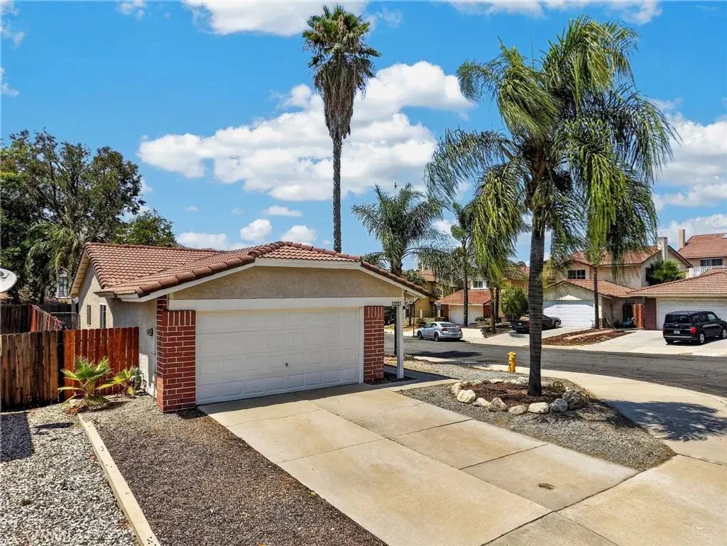 11221 Miners Trail, Moreno Valley