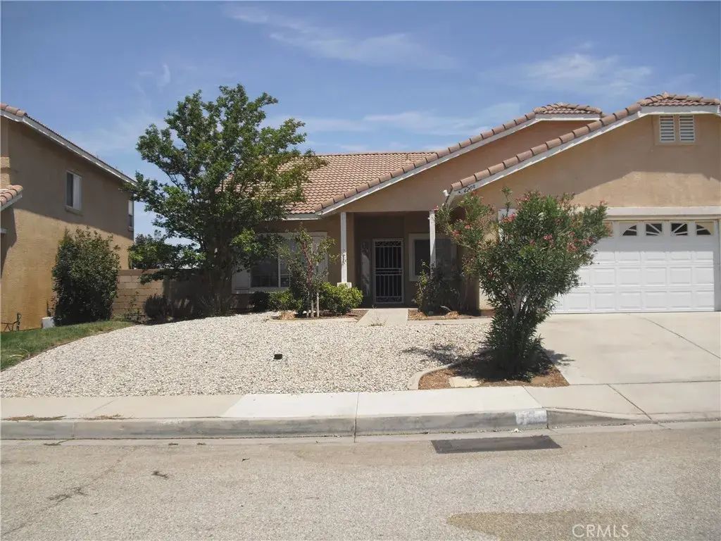4209 W Grandview Drive West, Palmdale