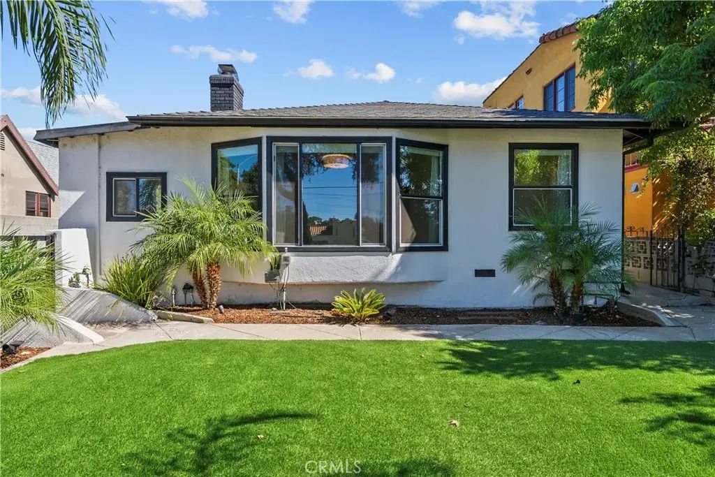 3707 Valleybrink 3707, Los Angeles