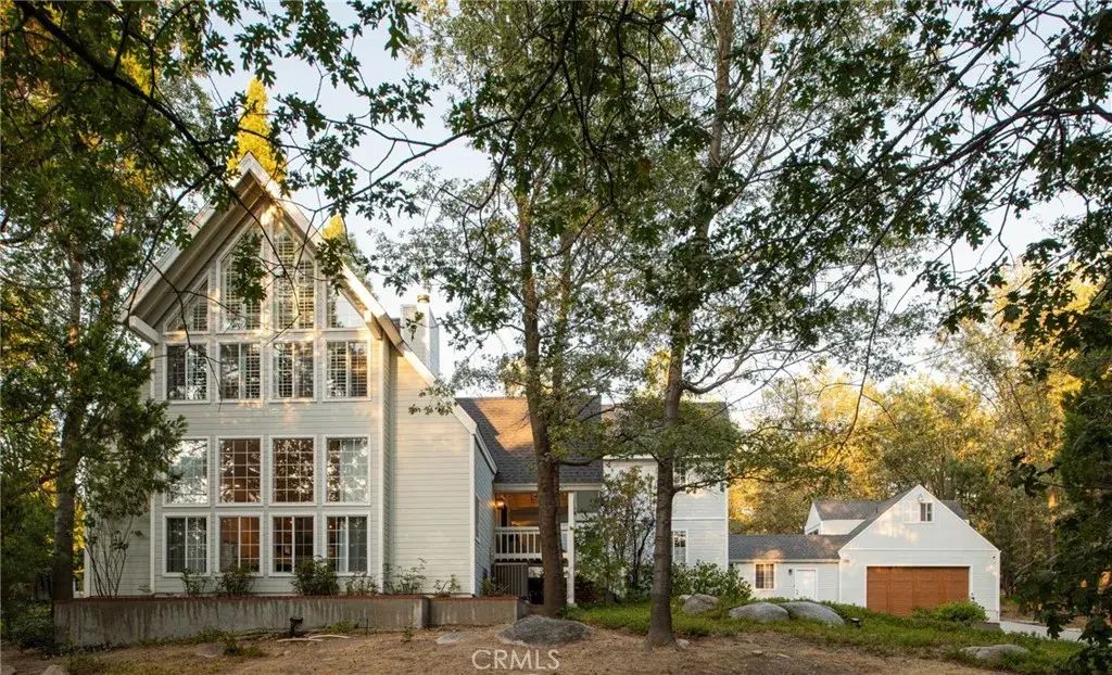 869 Shelter Cove, Lake Arrowhead