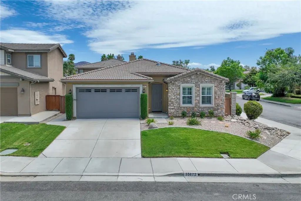 35672 Loggins Court, Winchester