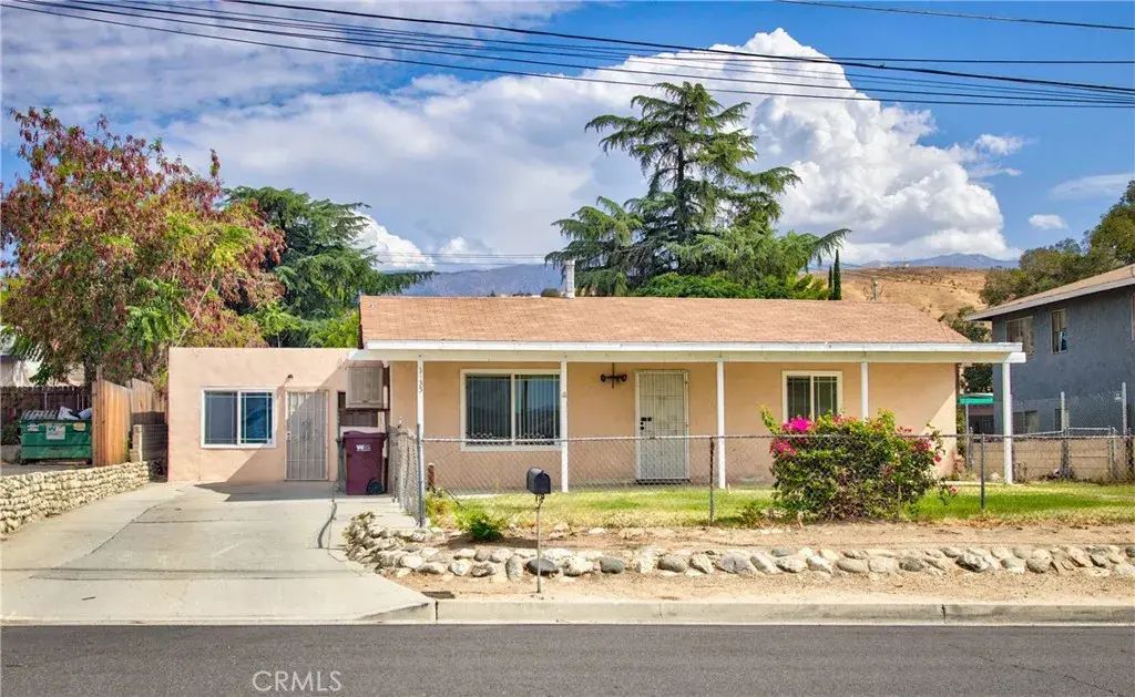 3135 W George, Banning