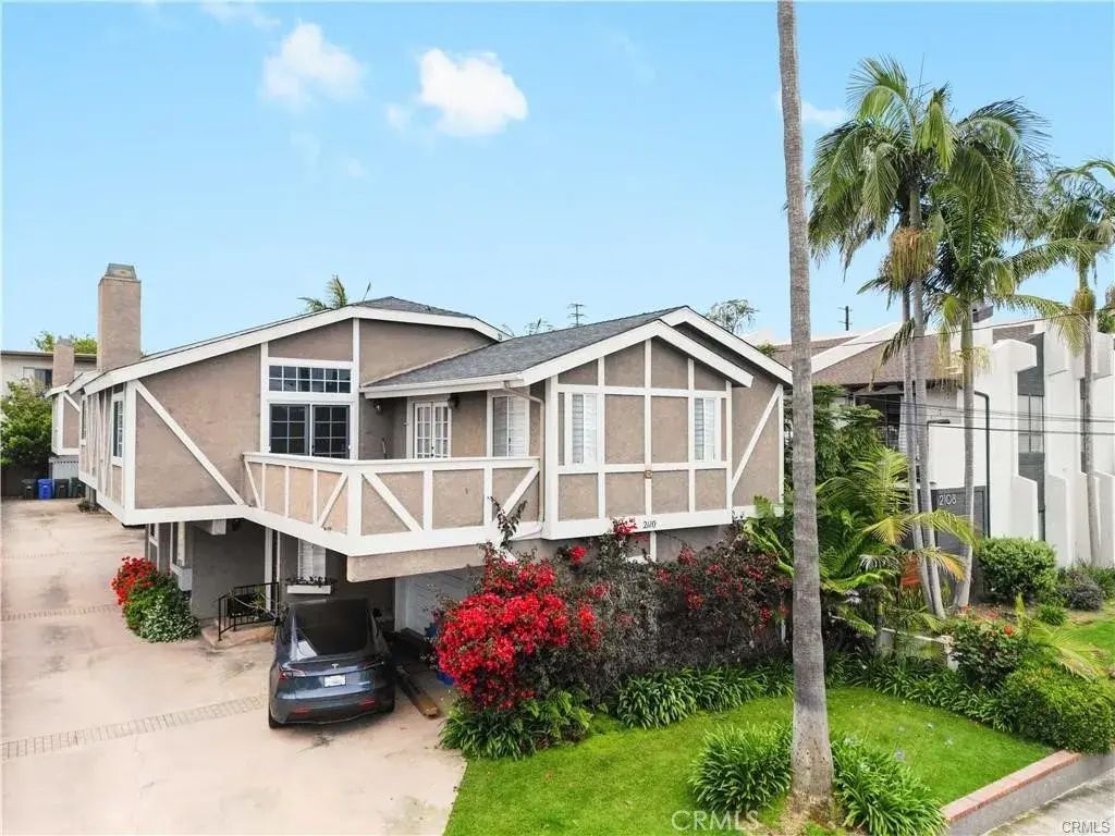 2110 Rockefeller Lane 2, Redondo Beach