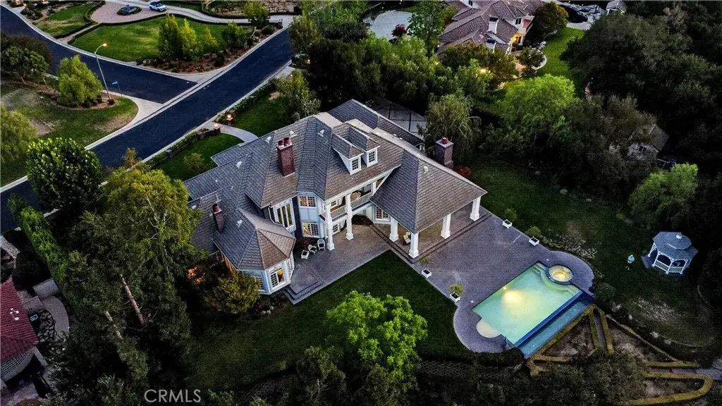 25423 Brassie Lane, La Verne