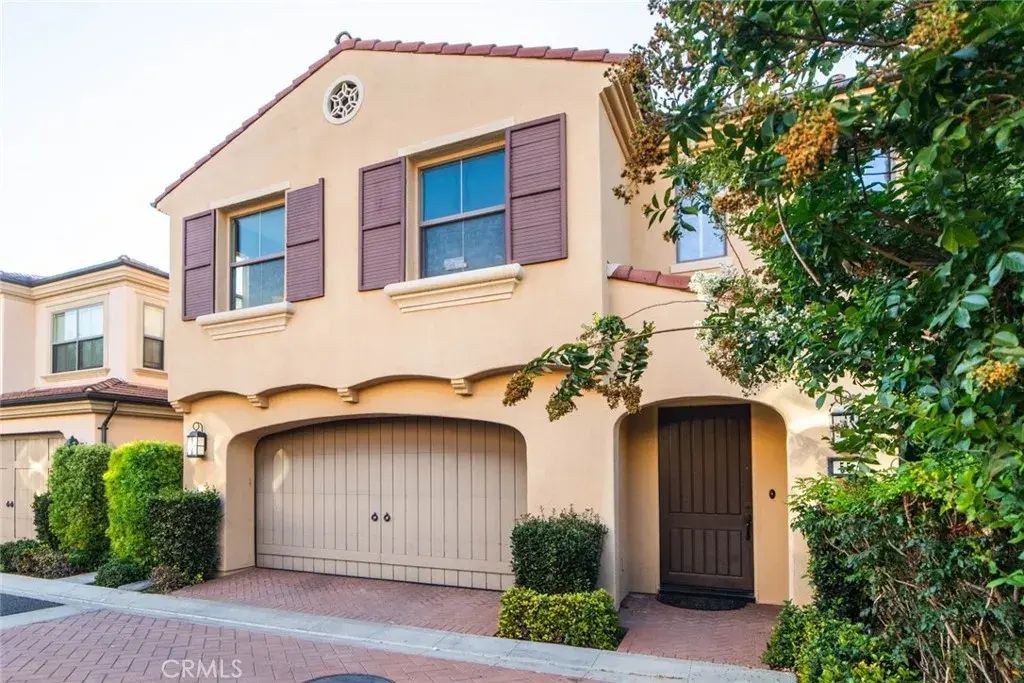 55 Ivory Petal, Irvine