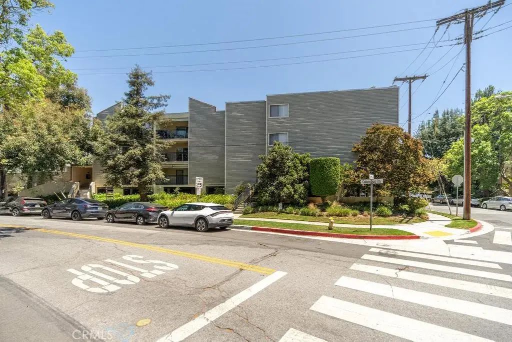 1236 N Columbus 11, Glendale