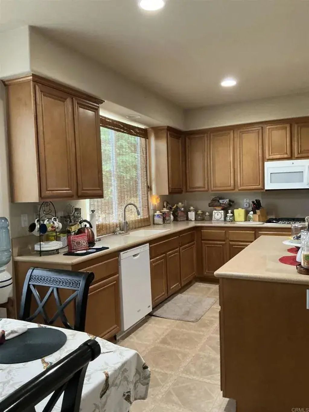10328 Chase Creek Lane, Lakeside