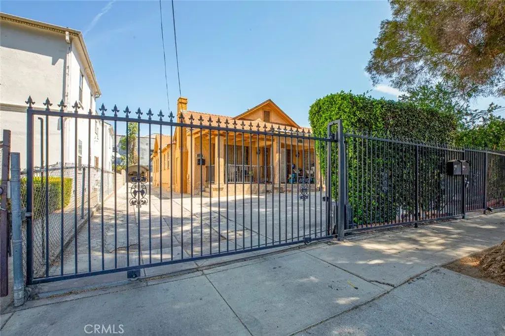 4927 Lexington, Los Angeles