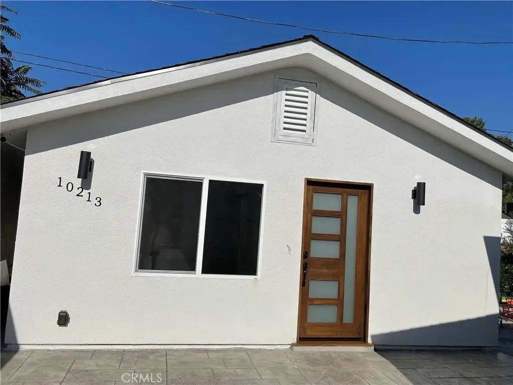 10213 Quill Avenue, Sunland