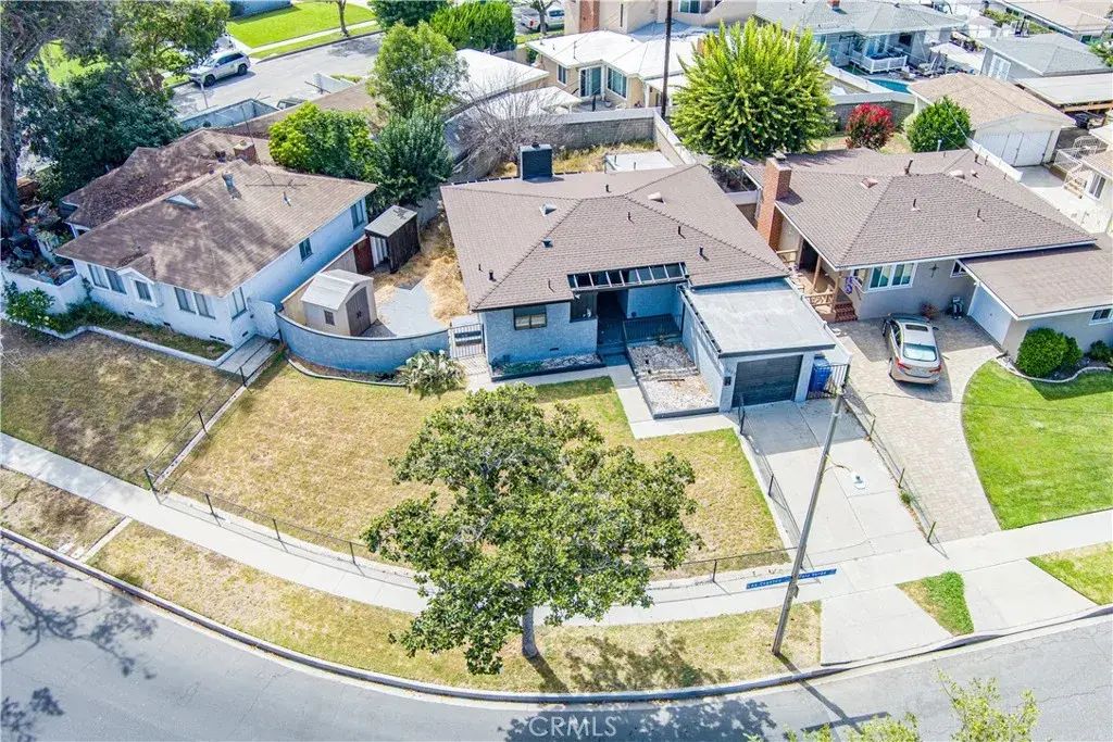3483 N Los Coyotes Diagonal, Long Beach