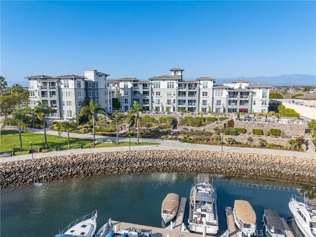 4060 Tradewinds Drive, Oxnard