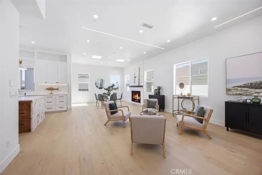 617 N Irena Avenue B, Redondo Beach