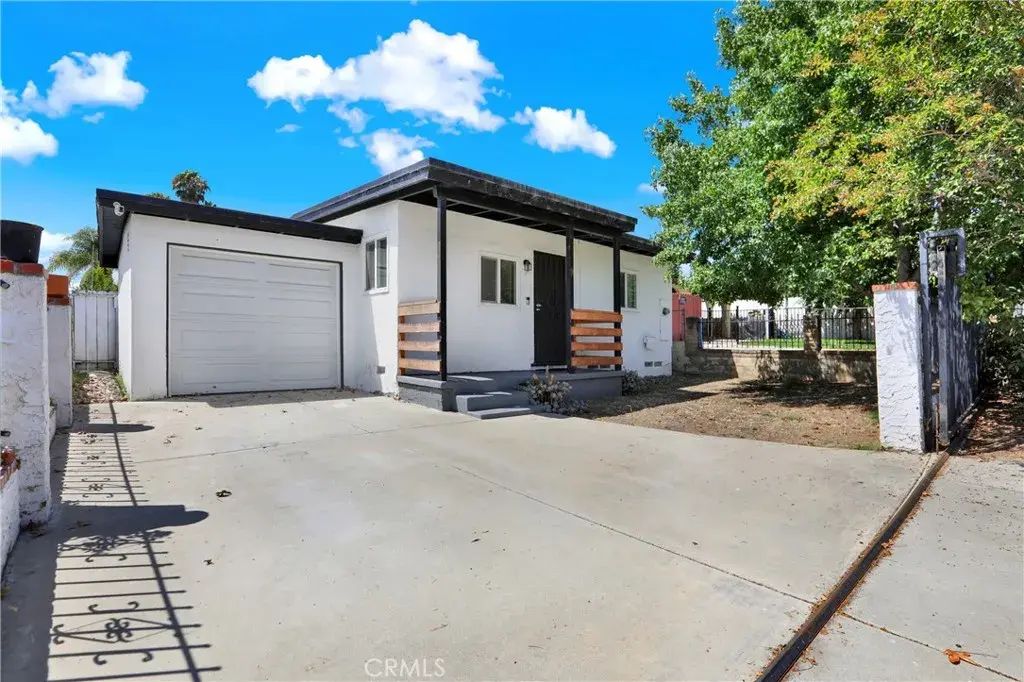 334 W California Avenue, Vista
