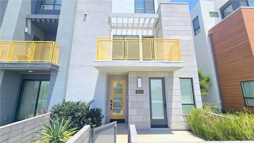 2245 Skylar Place, Tustin