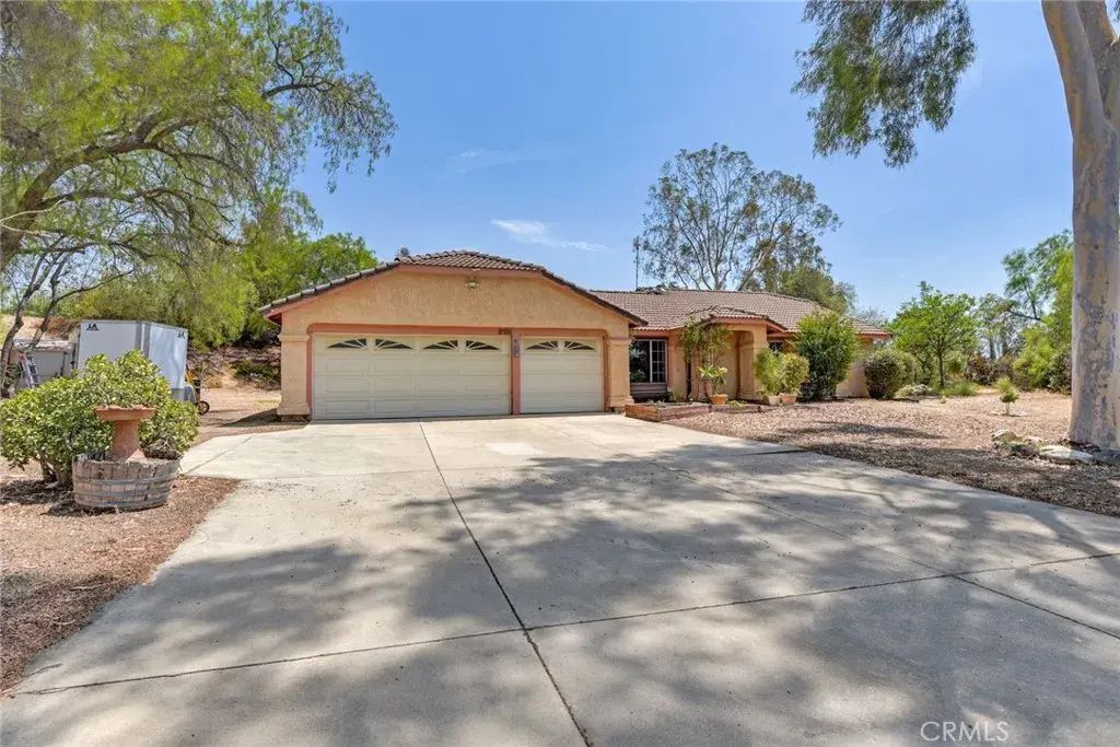 6773 Sunnyvale Drive, Riverside