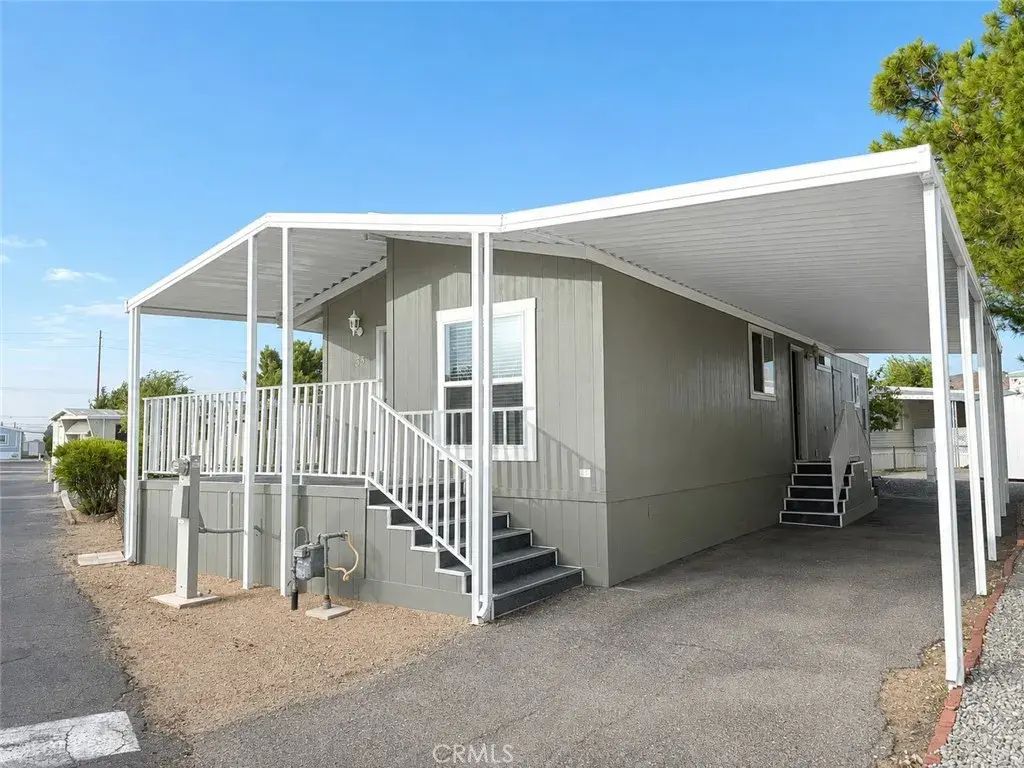 22601 Bear Valley 33, Apple Valley