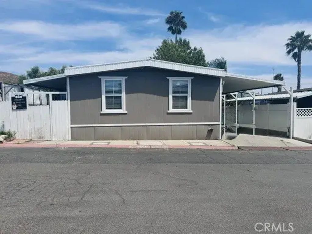4041 Pedley 77, Riverside