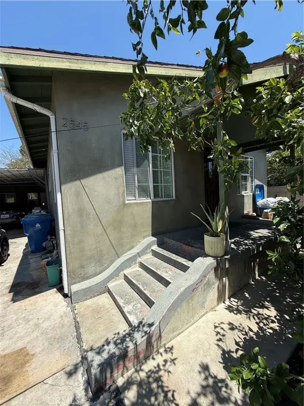 2545 Zonal Avenue, Los Angeles