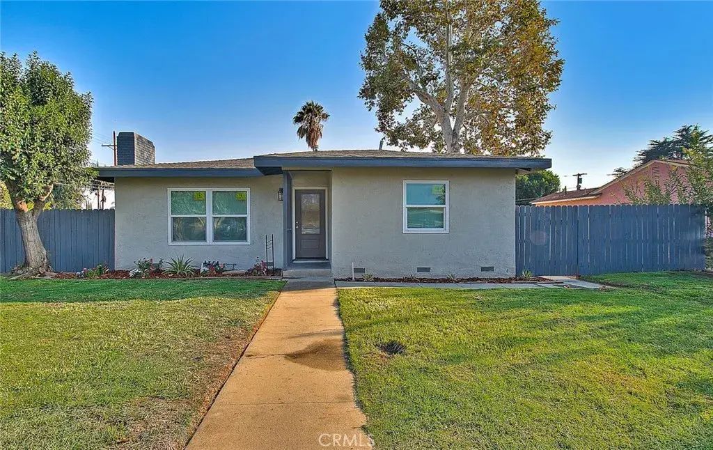 348 Shrode Avenue, Monrovia