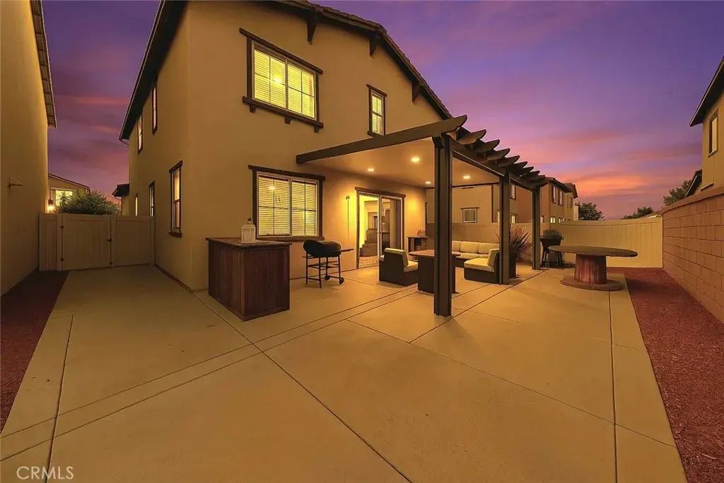 5908 Raven Way, Banning