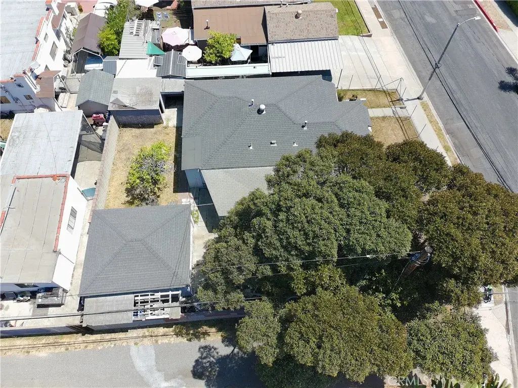 13351 Zanja, Los Angeles