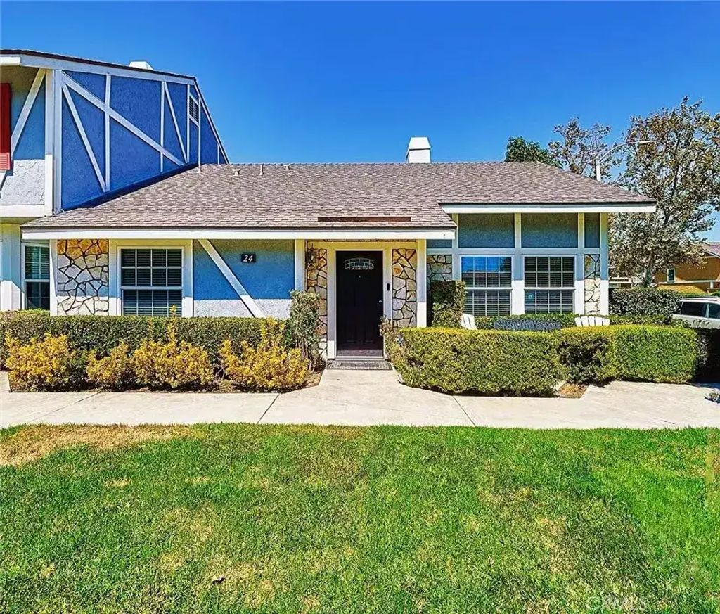 24 Atherton, Irvine