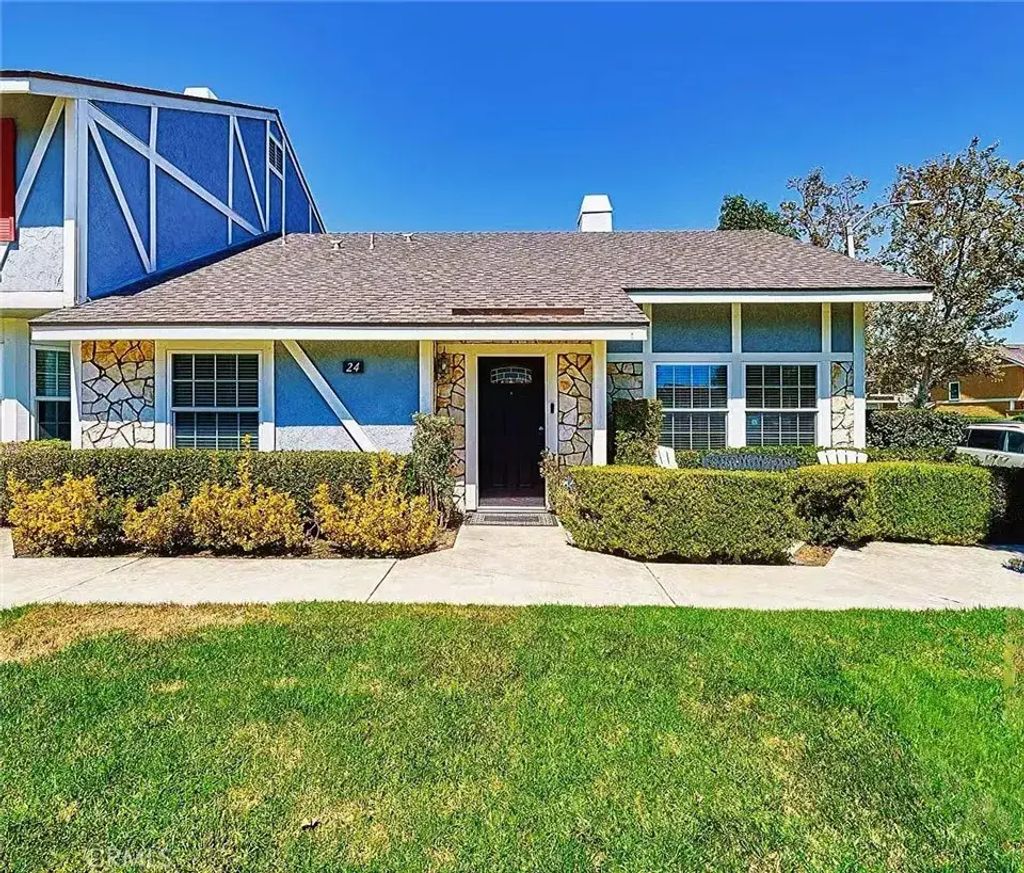 24 Atherton, Irvine