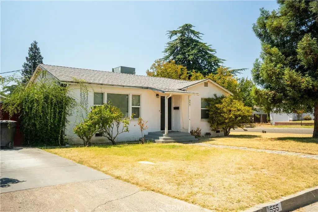 555 N 2nd, Chowchilla
