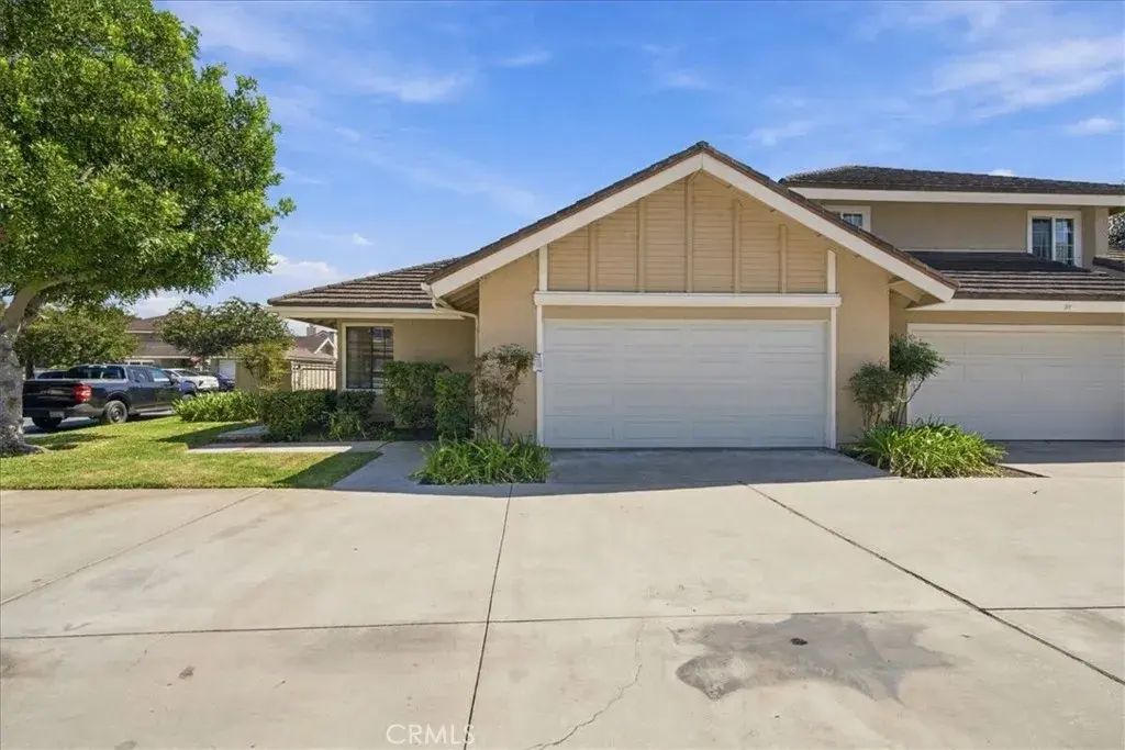 39 Willowgrove, Irvine