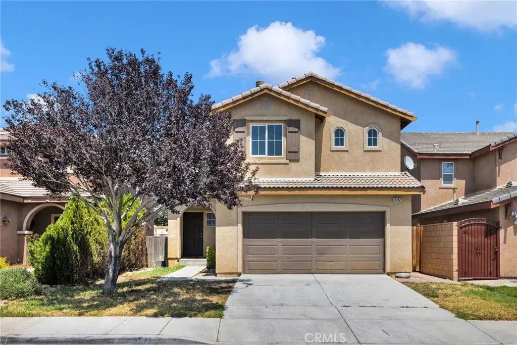 13742 Summer Wind, Victorville