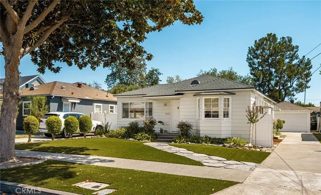 1034 E Palmyra Avenue, Orange