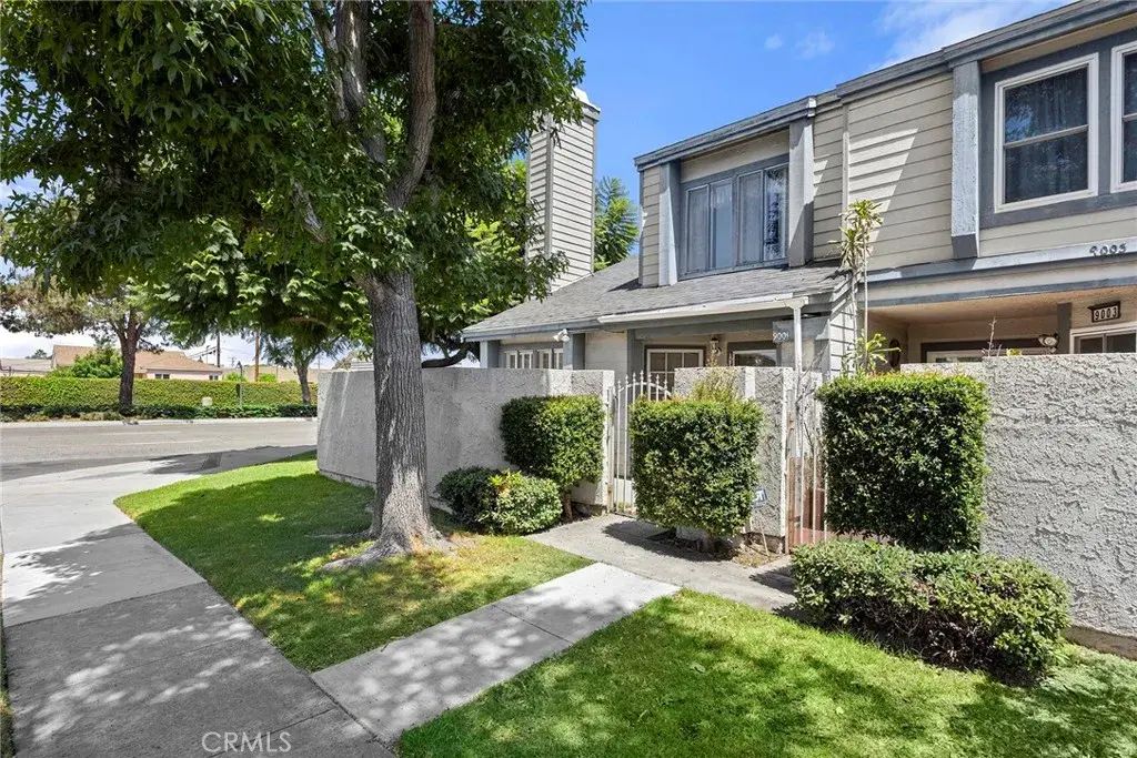 9001 Buckles Street 77, Downey