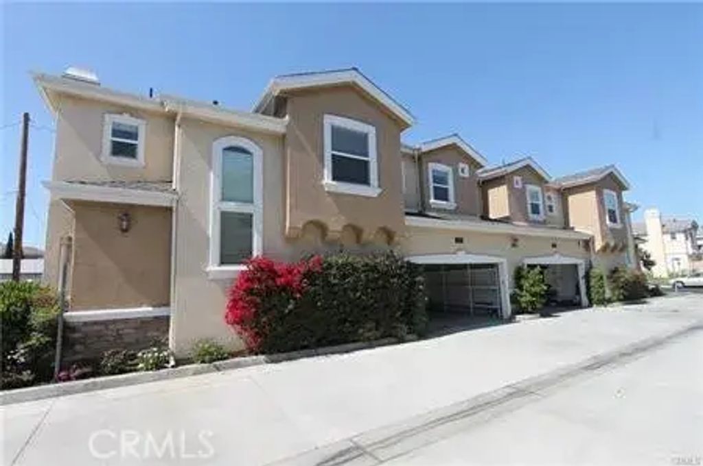 8701 Belmont, Cypress