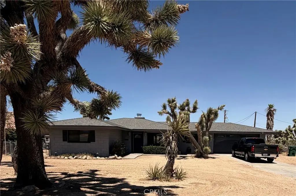 58282 Pueblo, Yucca Valley