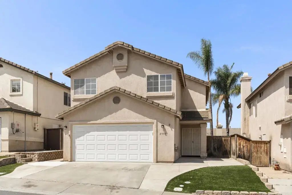 8950 Gateway View Ct, El Cajon