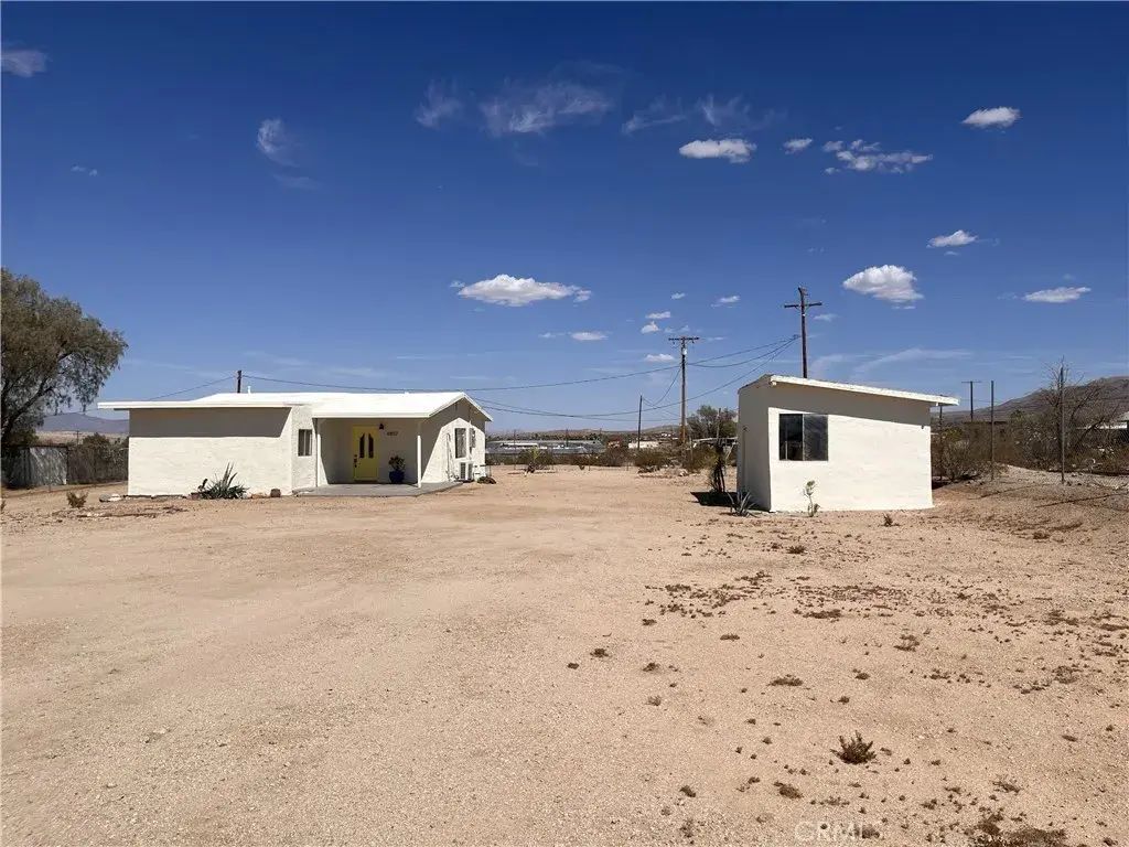 6857 Split Rock, 29 Palms