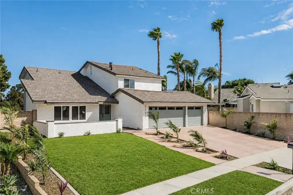 1117 Trenton, Corona