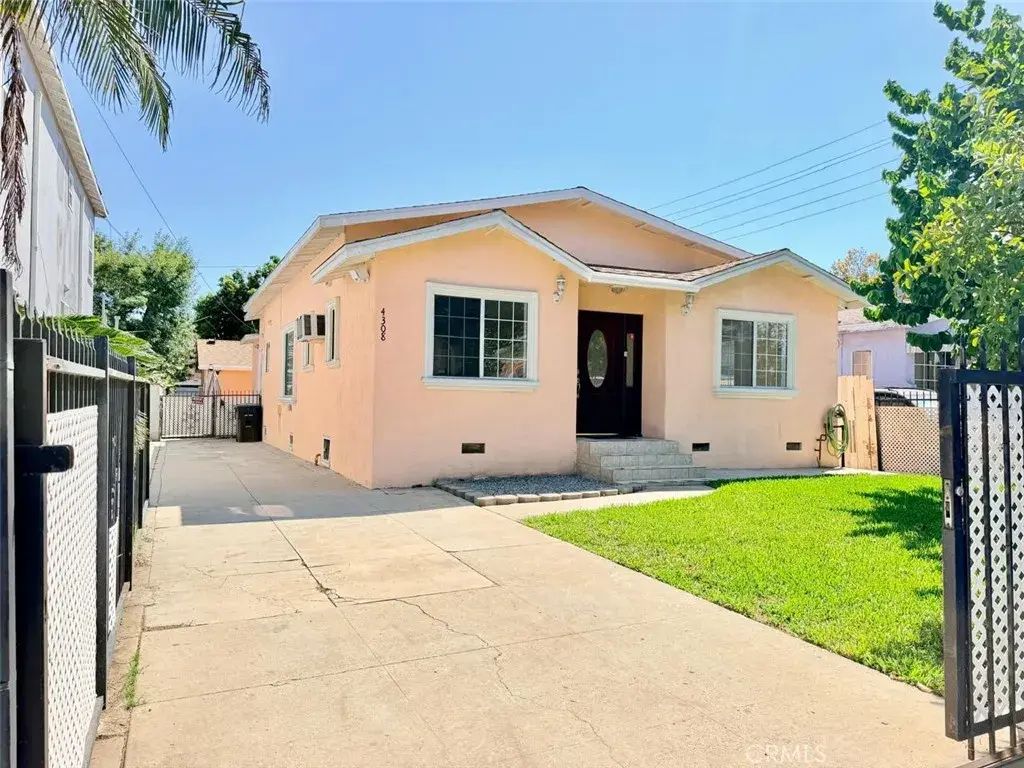 4308 E 57th, Maywood