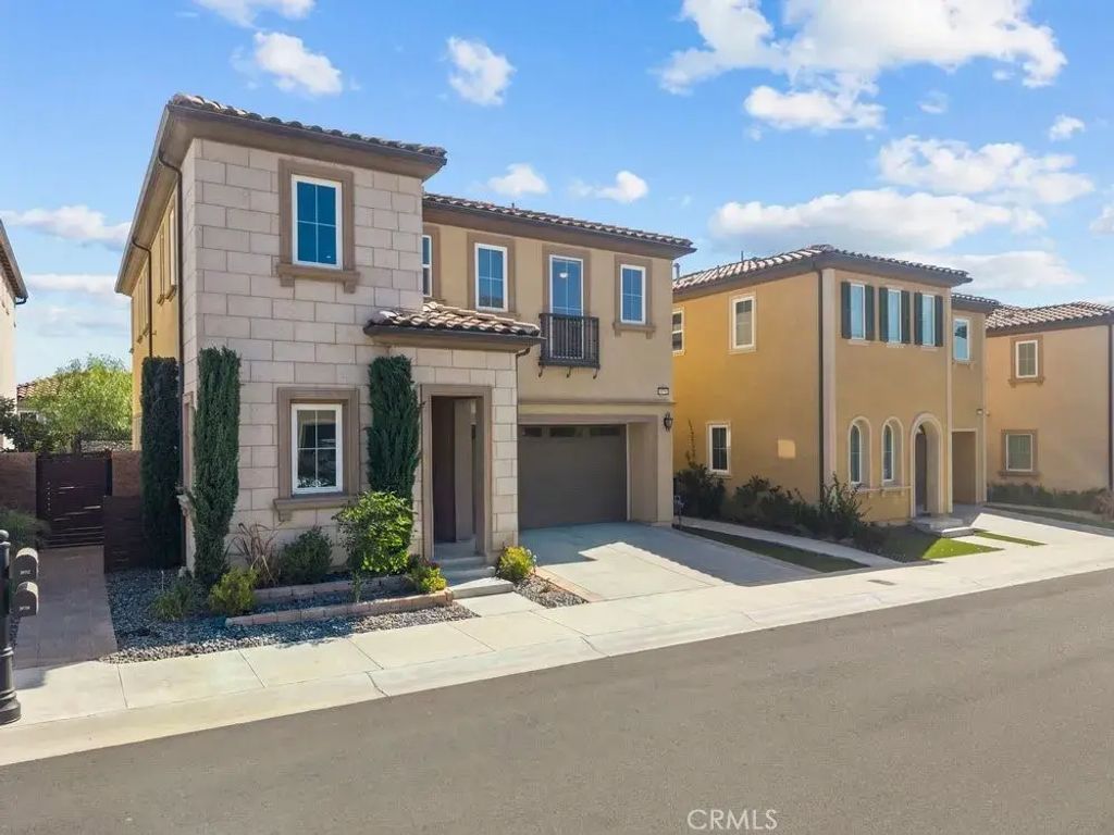 20752 Spruce, Porter Ranch