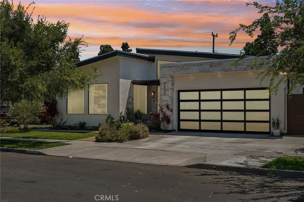 6840 E 10th Street, Long Beach