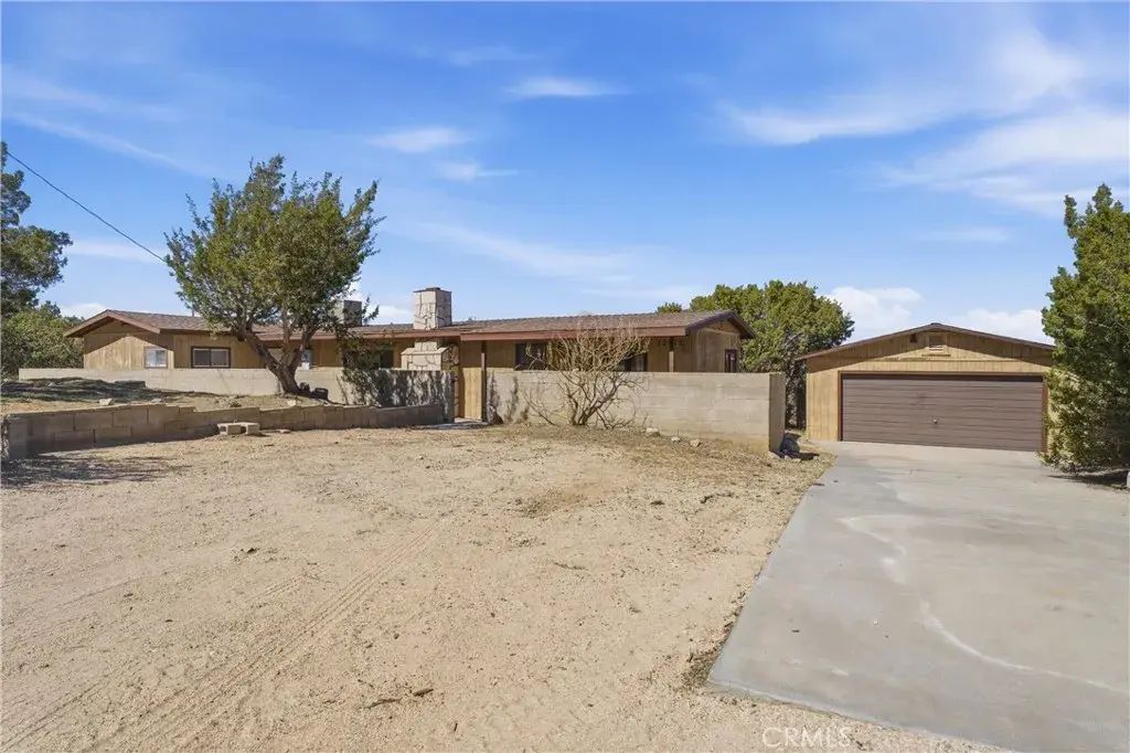 12515 Nearwood Road, Juniper Hills