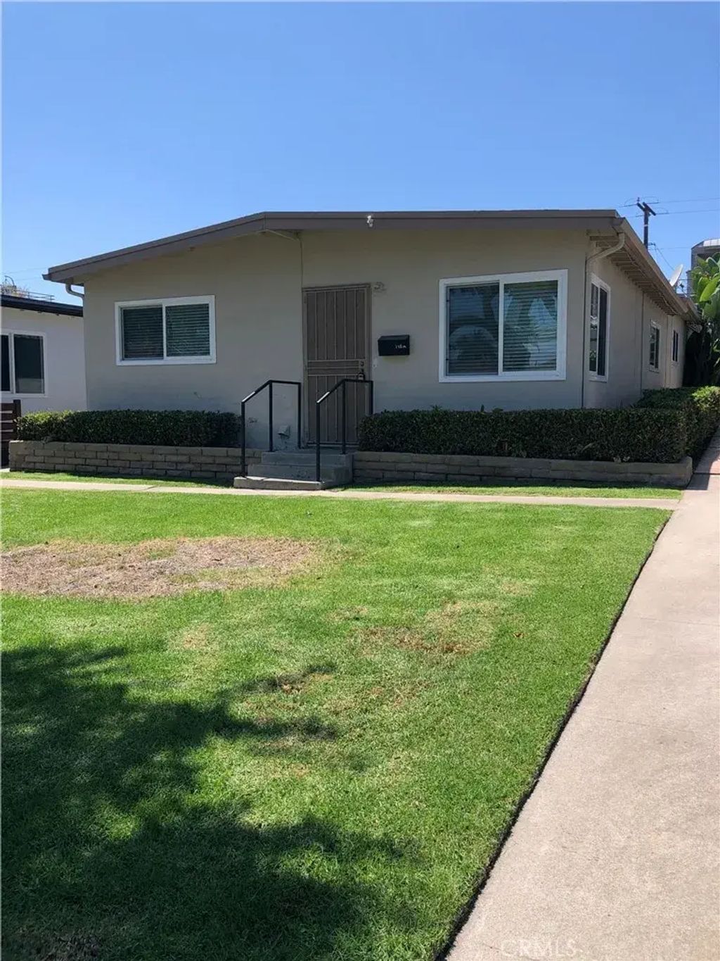 715 Californnia Street A, Huntington Beach