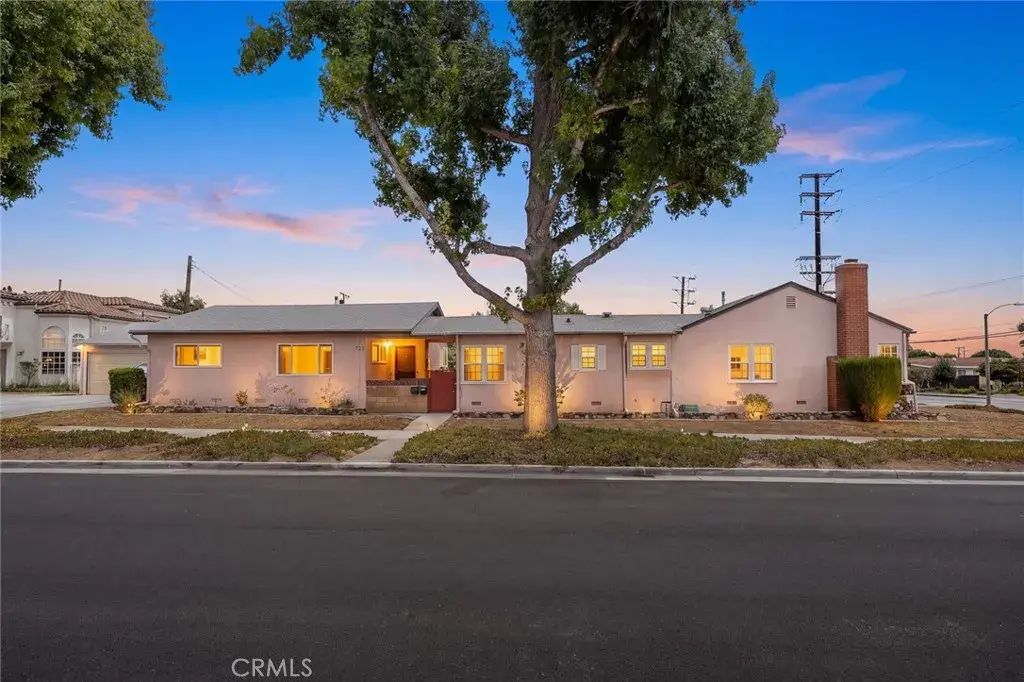 721-723 W Hellman, Alhambra