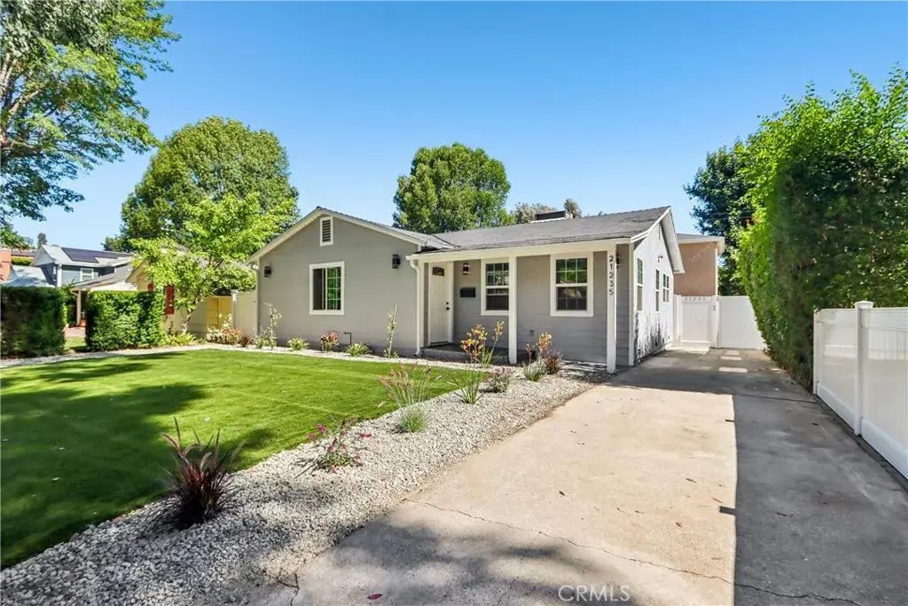 21235 Lopez Street, Woodland Hills
