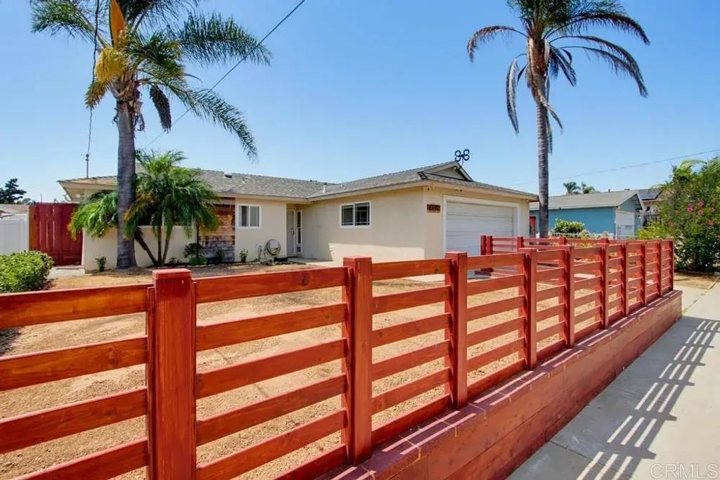 4925 Siesta Drive, Oceanside
