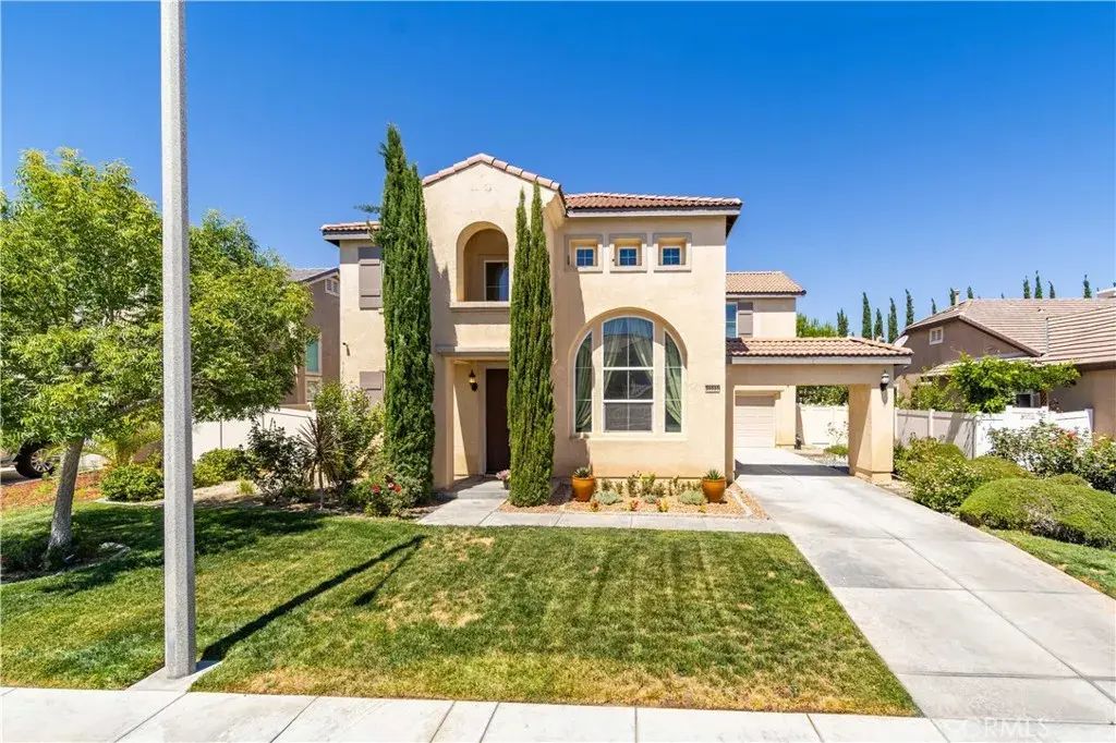 38031 Clermont, Palmdale